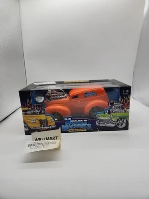 Muscle Machines 1940 Ford Delivery Orange 1:18 Scale New - Image 1 of 4