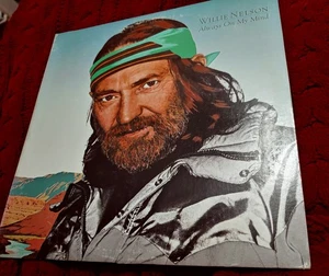 WILLIE NELSON - Always on My Mind - Vinyl Record LP - 1982 - Picture 1 of 2