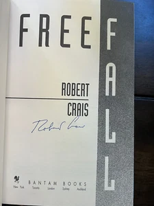 Robert Crais "Free Fall" First Edition Signed - Picture 1 of 4