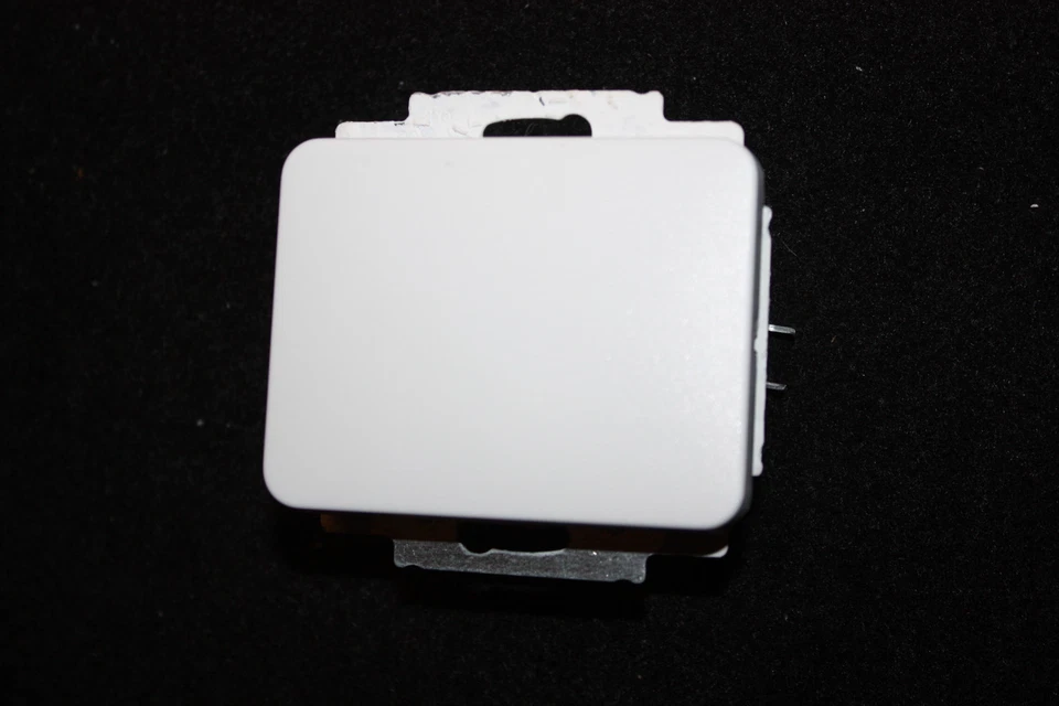 Busch & Jäger alpha nea Schalter mit Wippe in studioweiß matt - Bild 1 von 1