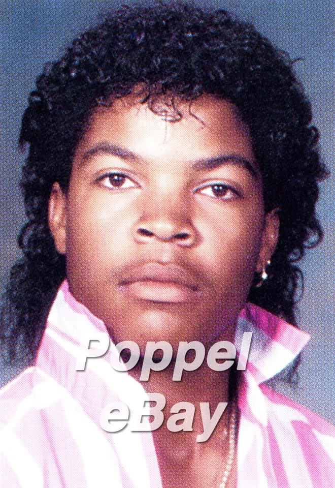 ICE CUBE Senior High School Anuario Rap Gangsta NWA Salón de la Fama del Rock and Roll Foto 1 de 1