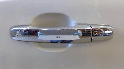 Used Rear Left Exterior Door Handle fits: 2015 Buick Enclave rear chrome Rear Le — 第 1/4 张图片