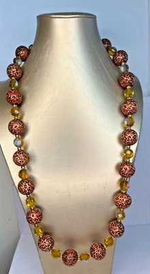 "Collar vintage con cuentas de cristal ámbar y estampado animal de 30"" de Joan Rivers" Foto 1 de 4