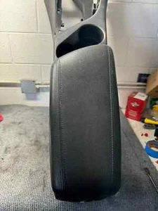 2011-2015 KIA OPTIMA CENTER CONSOLE ASSEMBLY W/ LEATHER ARMREST COVER OEM - Picture 1 of 10