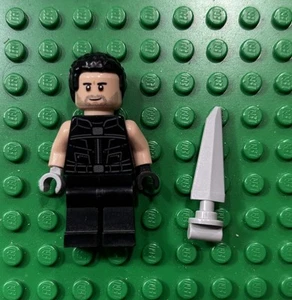 LEGO Razor Fist Minifigure from 76176, sh702 Marvel Shang-Chi R12 - Picture 1 of 2