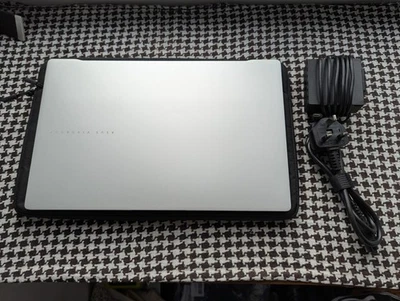 ASUS Vivobook S 15" Laptop - Snapdragon X Elite - With Laptop Sleeve - Image 1 of 4