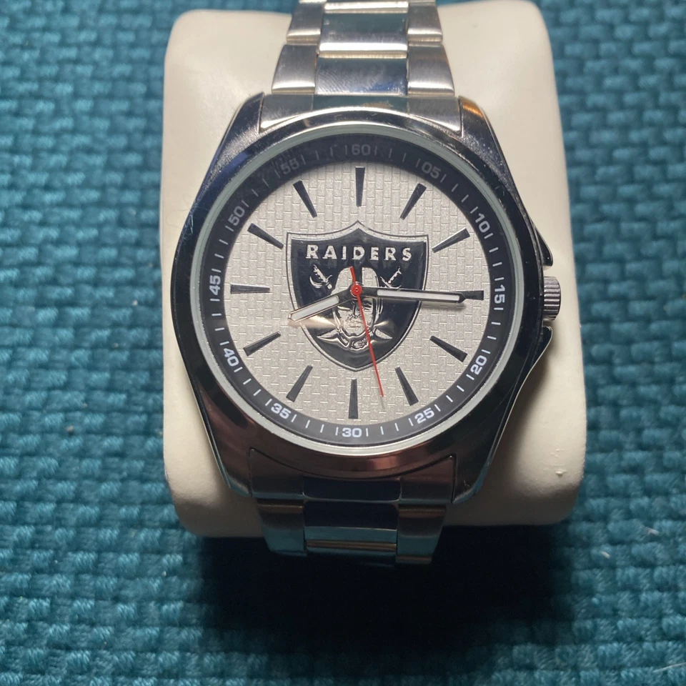 Reloj Game Time NFL Las Vegas Raiders Foto 1 de 4