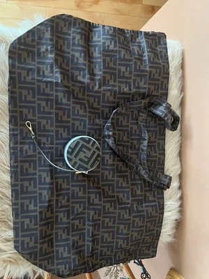 Bolso Fendi Help Charm Cuero Zucca Repujado Blanco Marrón Difícil de Encontrar Sin Usar Foto 1 de 4