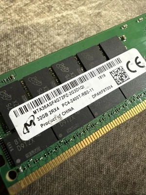 Micron 32GB 2Rx4 PC4-2400T-R DDR4 RDIMM PC4-2400T-RB2-11 Foto 1 de 4