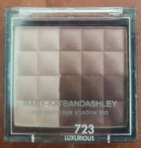 Mary-Kate And Ashley Eye Glam Eye shadow Trio # 723 Luxurious - Picture 1 of 1