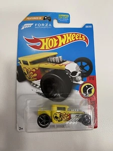2017  Hot Wheels #306 HW Daredevils 7/10 BONE SHAKER Yellow w/Gray OH5 Spokes - Picture 1 of 4