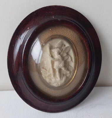 Early 20th Century Plaster Fairy wall plaque - Image 1 of 3