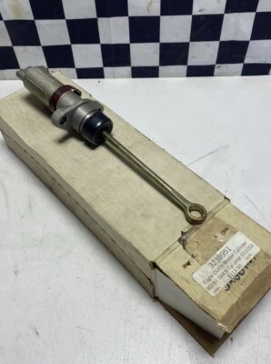 American Motors Eagle SX4 1980-81 embrague esclavo cilindro corona automático PN# J3241868 Foto 1 de 4