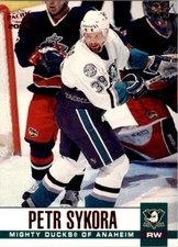 2003-04 Pacific Hockey Red #10 Petr Sykora