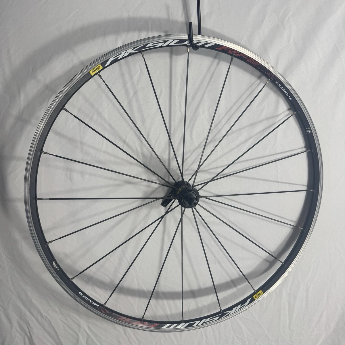 パーツ MAVIC AKSIUM RACE Review: Mavic Aksium wheelset | road.cc