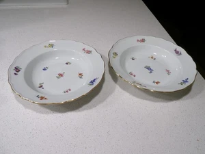 MEISSEN SCATTERED FLOWERS LOT OF 2 RIMMED SOUP BOWLS - Picture 1 of 2
