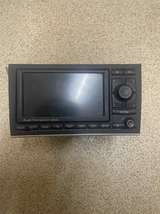 AUDI A4 B7 2004-09 CABRIOLET NAVIGATORE MULTIMEDIALE PIÙ HEAD UNIT DVD 8H0035192F - Foto 1 di 3