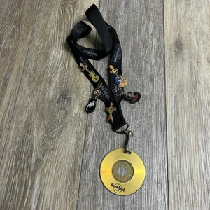 Spilla Hard Rock Cafe da collezione cordino nero con mini CD con 5 spille antiche - Foto 1 di 10