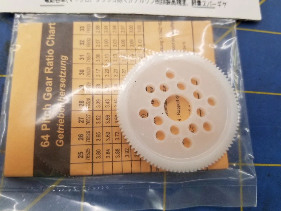 HPI 76600 Spur Gear 100T 64p Delrin - Image 1 of 1