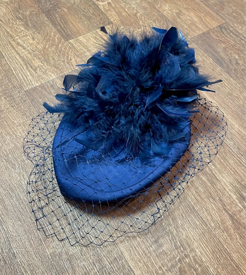 Vintage Hat | 1970s Vintage C&A Red Velvet Feather Hat, 1970s Hat, Retro Style - Image 1 of 4