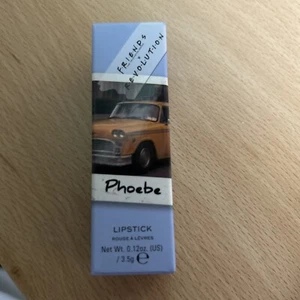 MAKE UP REVOLUTION x FRIENDS TV SHOW PHOEBE LIPSTICK - 3.5G New in box - Picture 1 of 1