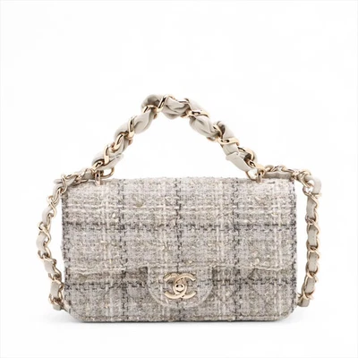 Bolso de Hombro Chanel Matelasse Tweed 2 Vías Gris Dorado Metal Accesorios Placa Aleatoria Foto 1 de 4