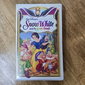 Walt Disney VHS 1994 Snow White And The Seven Dwarfs Masterpiece Collection - Picture 1 of 4