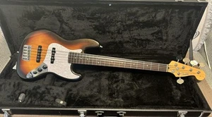 Fender MIJ Hybrid II Jazz Bass V 5-string bass Safe Packing! - Picture 1 of 9