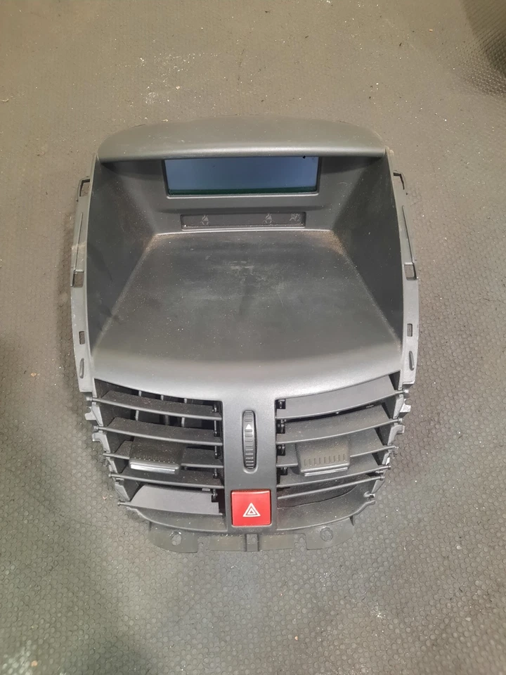 TELA 2011 PEUGEOT 3008 COM ABERTURAS DE AR 9675859580-00 #9 - Imagem 1 de 3