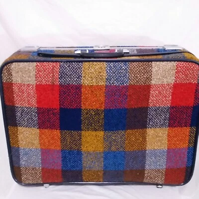 Vintage Skyway Luggage Set Plaid Suitcase Garment Shoulder Bag 70s Tweed Travel - Image 1 of 4