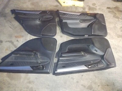 RARO C55 AMG PANEL PUERTA DELANTERA Y TRASERA PANEL CONJUNTO DE 4 NEGRO OEM Foto 1 de 2