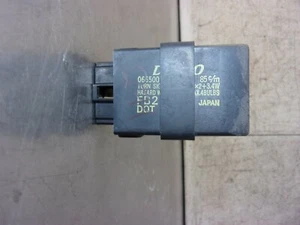 271 G KAWASAKI VULCAN CLASSIC VN 1600 2003 OEM RELAY (DENSO) - Picture 1 of 4
