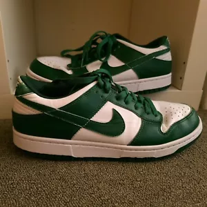 Nike Dunk Low Sneakers Mens US 9.5 UK 8.5 EU43 Michigan State Spartan Green Shoe - Picture 1 of 24