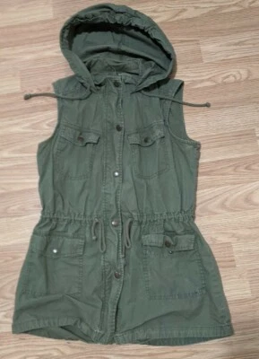 Vestido longo com capuz Mudd tamanho pequeno - Imagem 1 de 3