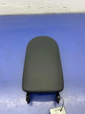 2023 HONDA HR-V OEM CENTER CONSOLE LID ARMREST | BLACK (V) - Изображение 1 из 4