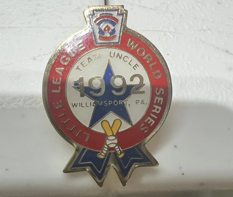 Pin tío equipo Serie Mundial Pequeñas Ligas 1992 Foto 1 de 1