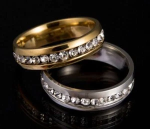 Anillo de boda de diamantes de cristal de oro blanco/oro amarillo de 6 mm y 18 quilates para hombre/mujer - Imagen 1 de 15