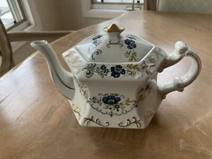 Ellgreave Ironstone Hexagonal Teapot England Wood & Sons Cobalt Blue Floral Gold - Picture 1 of 8