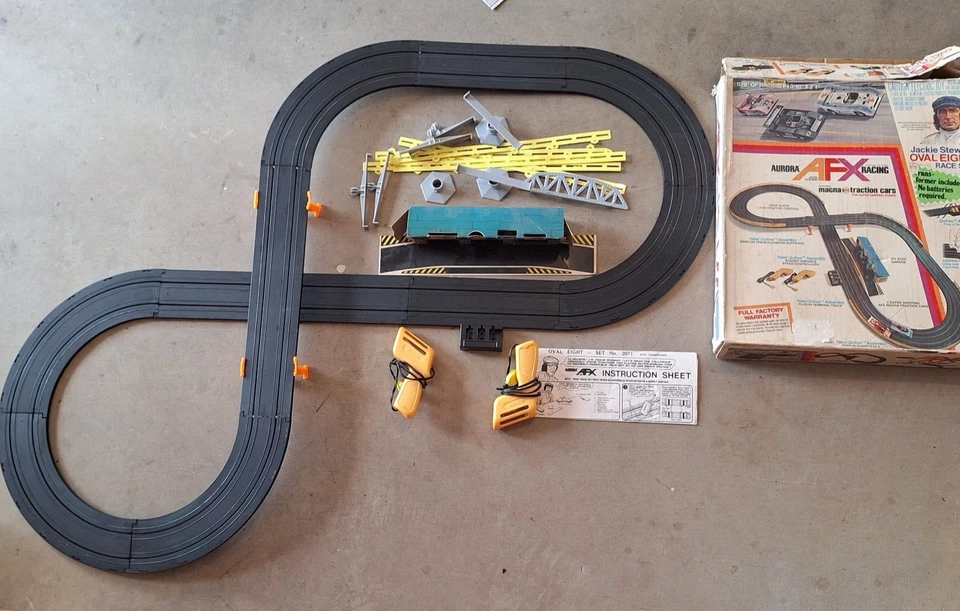 Jackie Stewart Oval Eight AFX Aurora Slot Car Set (No cars or Power adapter) - image 1 of 4