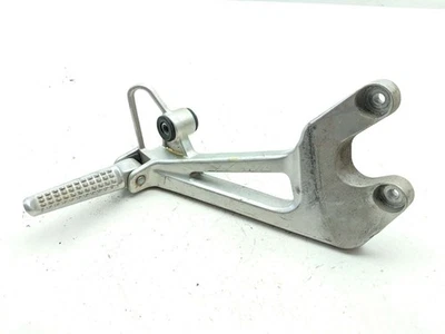 Clavija de pie de pasajero derecho Honda VFR800 FI 98 Interceptor Foto 1 de 4