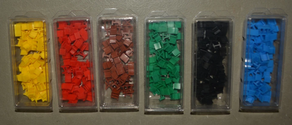 Six sets of Army men from RISK game - 1970 Parker Brothers - Image 1 of 1