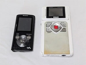 Sony Walkman NWZ-E385 & RCA Small Wonder EZ201A - Parts SOLD AS IS! - Picture 1 of 4