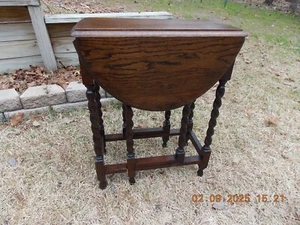 Small Solid English Oak Double Drop Leaf Gateleg Table W/Barley Twist Legs 0 S&H - Picture 1 of 21