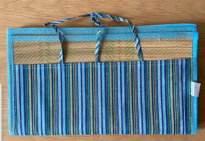 Strandmatte - Outdoor - Picknickdecke – Bast - wasserdicht - faltbar - neuwertig - Bild 1 von 4