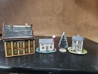 Lote de 3 casas de muñecas micro miniatura hechas a mano madera pintada a mano escala 1:144 Foto 1 de 4