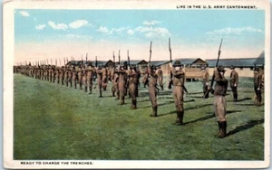 CANTONAMIENTO DEL EJÉRCITO DE EE. UU. Fusileros listos para cargar trincheras militares - Postal - Imagen 1 de 2