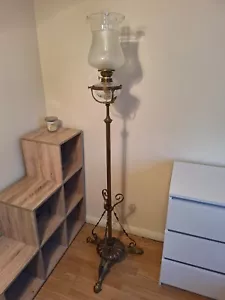 Victorian/ Edwardian antique Brass and Copper floor standing extendable Oil Lamp - Picture 1 of 9