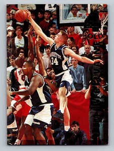 1994 Classic Four Sport Gold #32 Jim McIlvaine - Picture 1 of 2