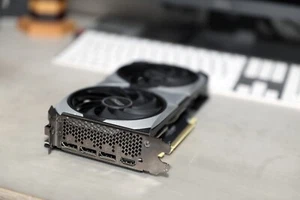MSI GeForce RTX 4070 Ventus 2X E 12G OC Grafikkarte - Afbeelding 1 van 11
