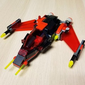 Custom Lego Galaxy Squad Interceptor (70701) Black/Red Space Fighter 